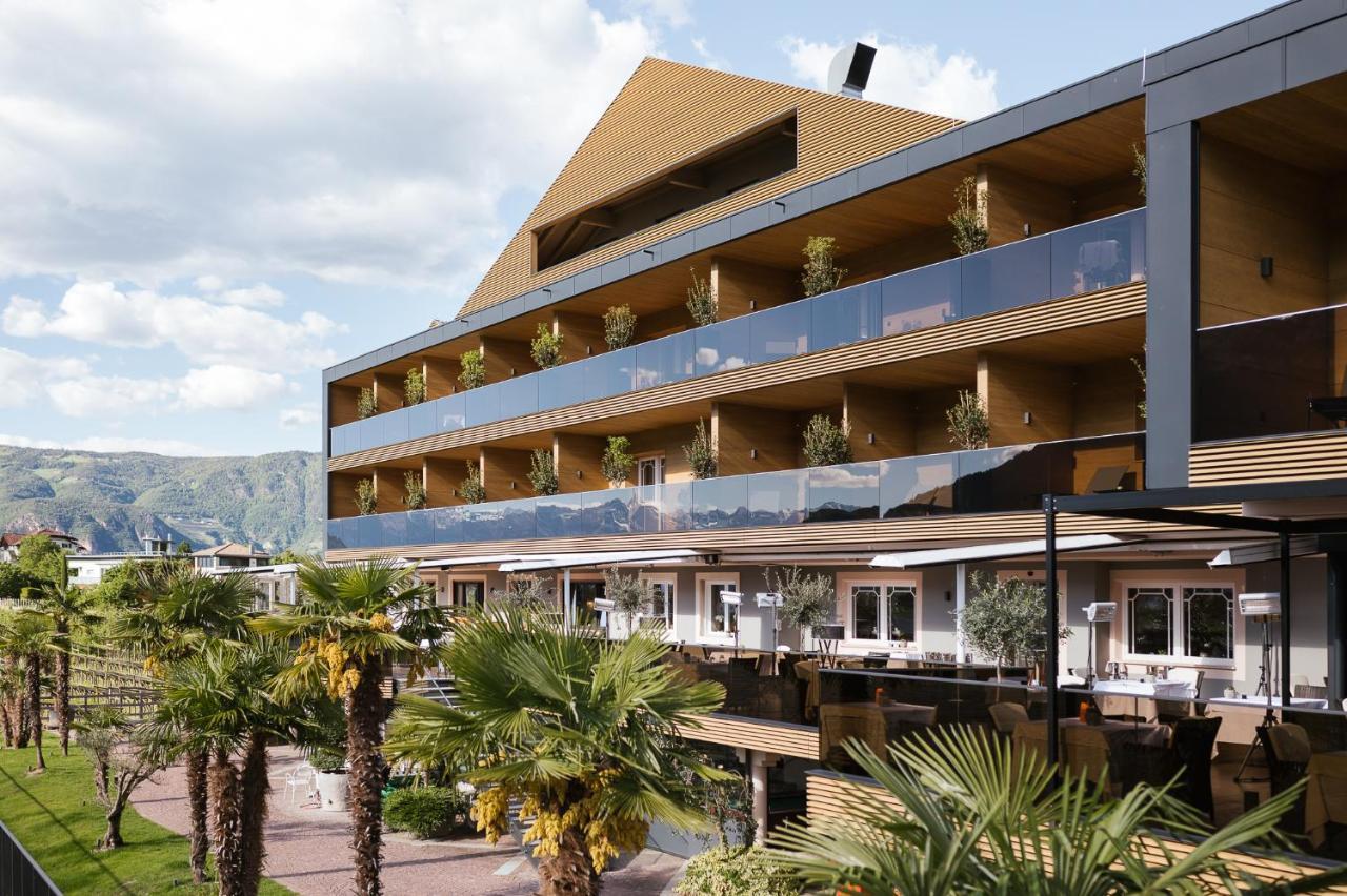Hotel Weinegg Appiano Sulla Strada Del Vino Esterno foto