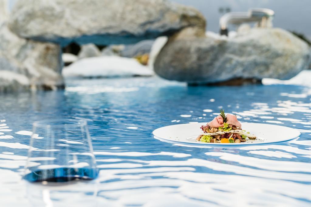 Hotel Weinegg Appiano Sulla Strada Del Vino Esterno foto