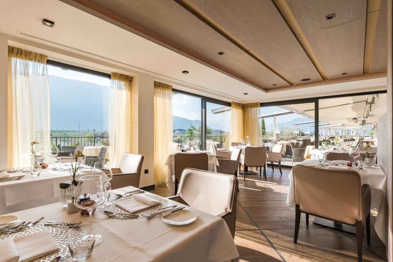 Hotel Weinegg Appiano Sulla Strada Del Vino Esterno foto